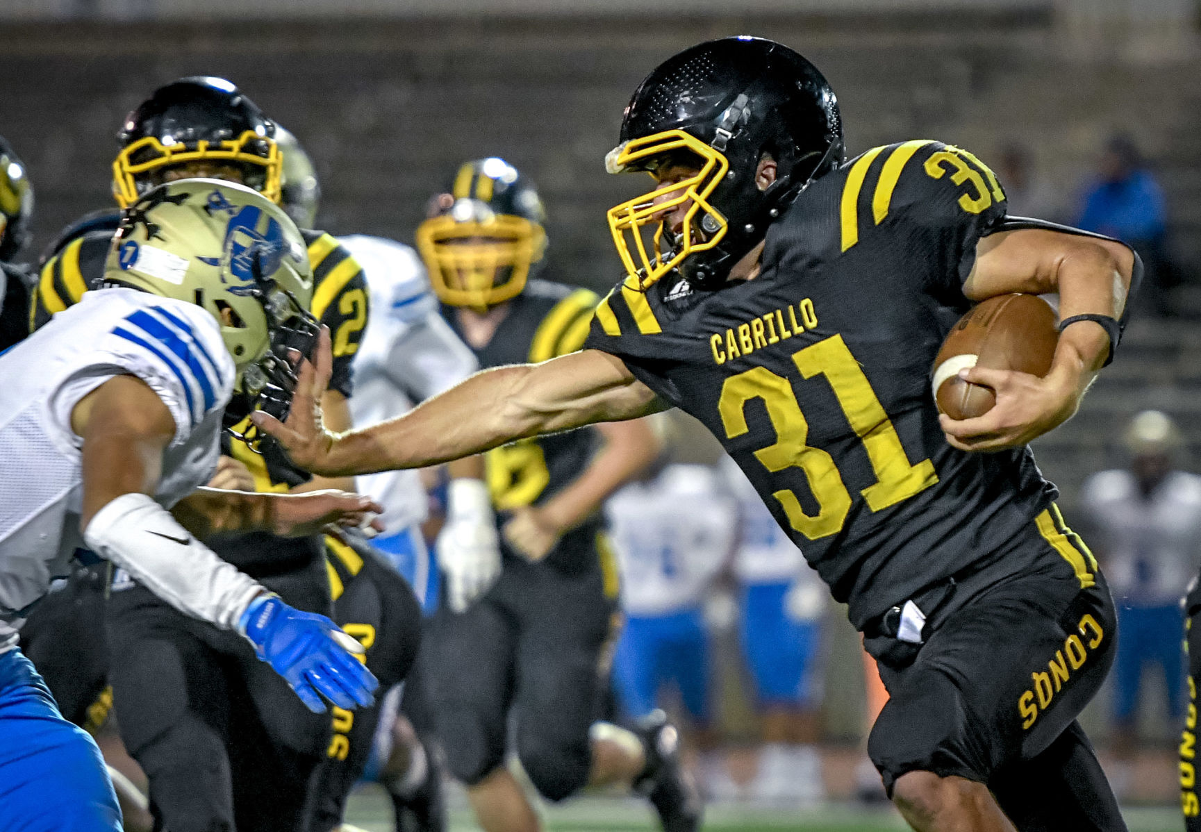 101521 CI Cabrillo football 01.JPG